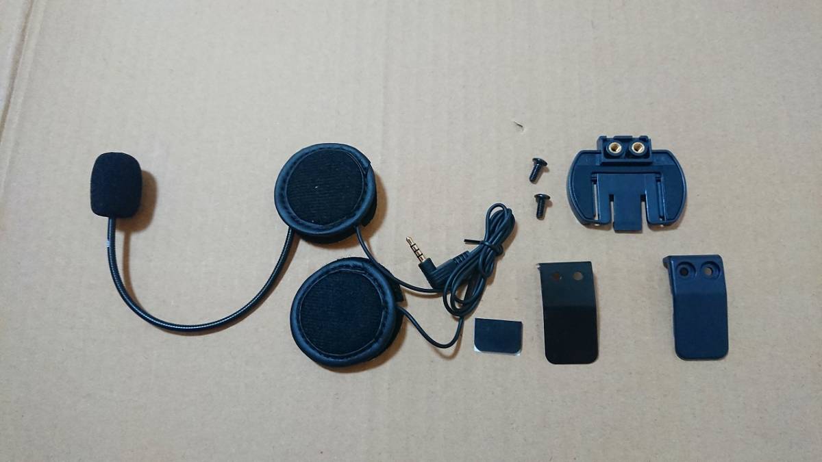 金属製クリップ付き 送料無料 4Riders 6Riders インカム イヤホンマイク 一体型セット V4 V6 R6 LEXIN R6 & V4拍卖