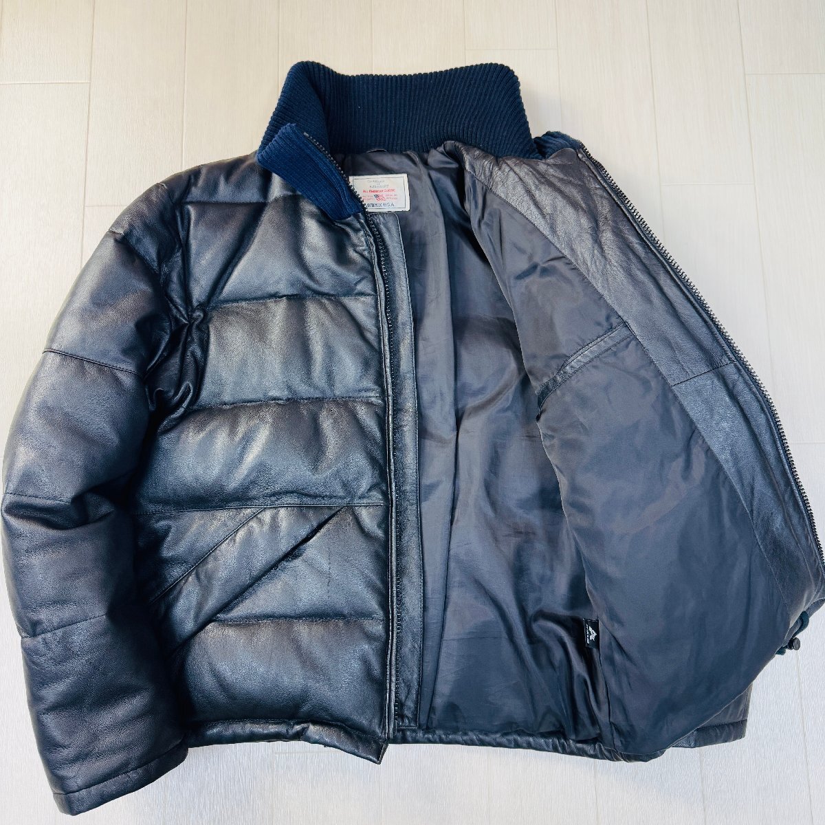 良品/Mサイズ★アヴィレックス/AVIREX 羊革 ラムレザー ダウンジャケット 肉厚極暖 リブニット ブルゾン アウター 艶光沢 メンズ 黒拍卖