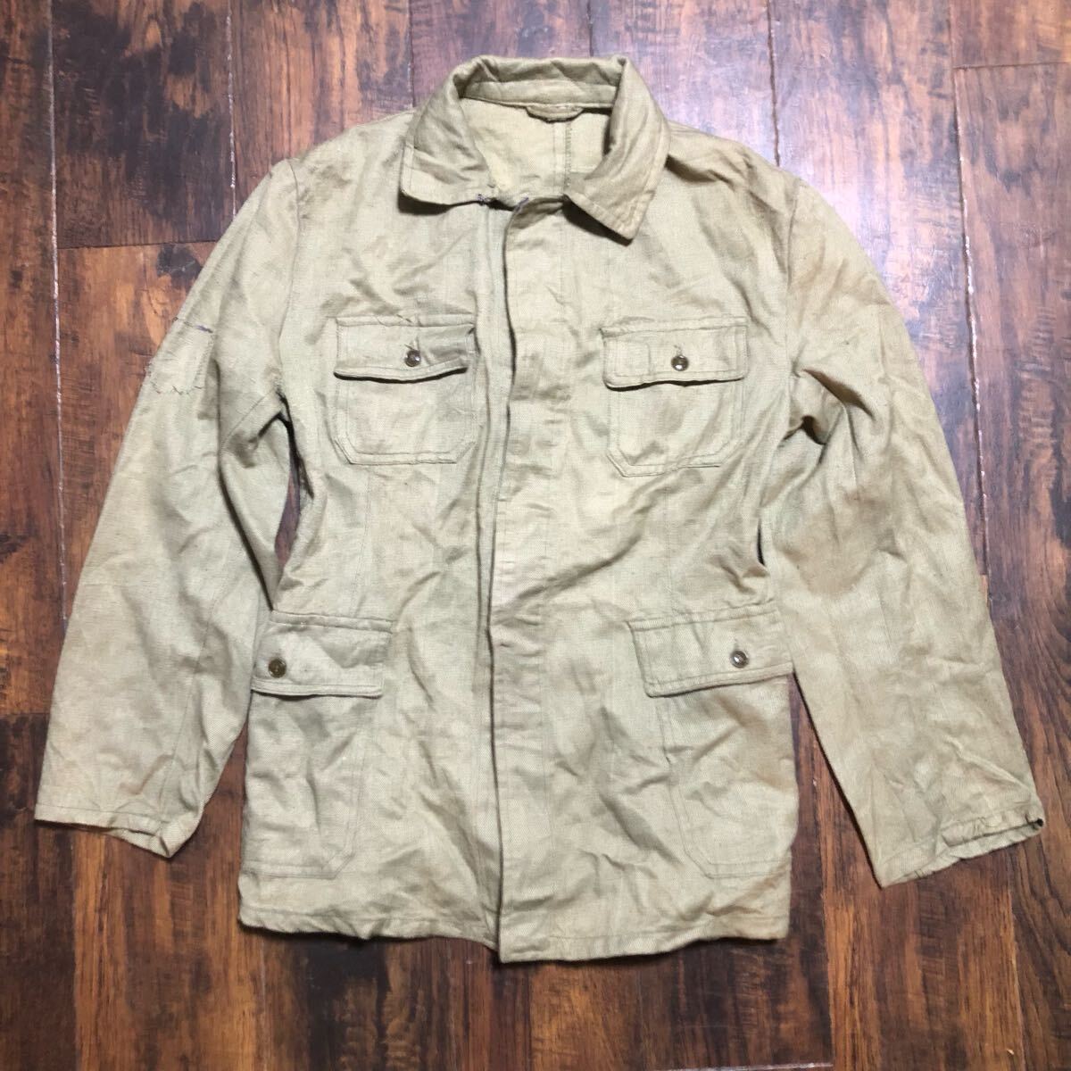 ユーロ ミリタリー ワークジャケット ヴィンテージ 4ポケット 長袖 カーキ アウトドア シャツ 秋物 ライトアウター 古着 M 相当拍卖