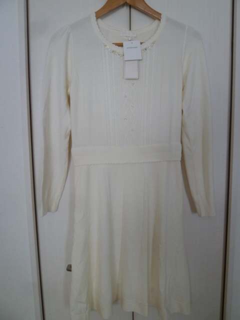 【新品】LODISPOTTO/ロディスポット◇白お花モチーフパールビジュー付き姫系ニットワンピース2/M/9900円+税ホワイト長袖◇OP81拍卖