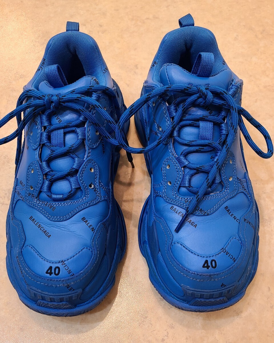 BALENCIAGA トリプルエス Triple S ALLOVER LOGO 40拍卖