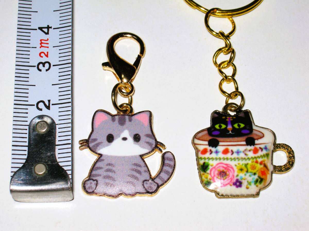 【にゃんこ キーリング 2個セット】猫 ネコ アクセサリー バッグチャーム キーホルダー グレー カップキャット お洒落 癒やし 癒し 可愛い 拍卖