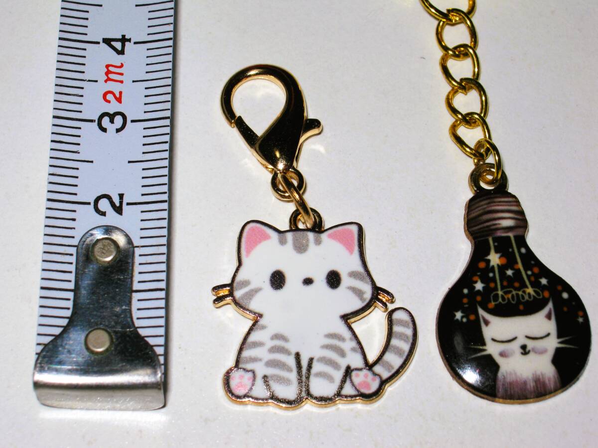 【にゃんこ キーリング 2個セット】猫 ネコ アクセサリー バッグチャーム キーホルダー メンズ レディース お洒落 癒やし 癒し 可愛い 小物拍卖