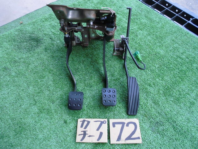 スズキカプチーノ EA11R 純正 アクセル、ブレーキ、クラッチペダル 72拍卖