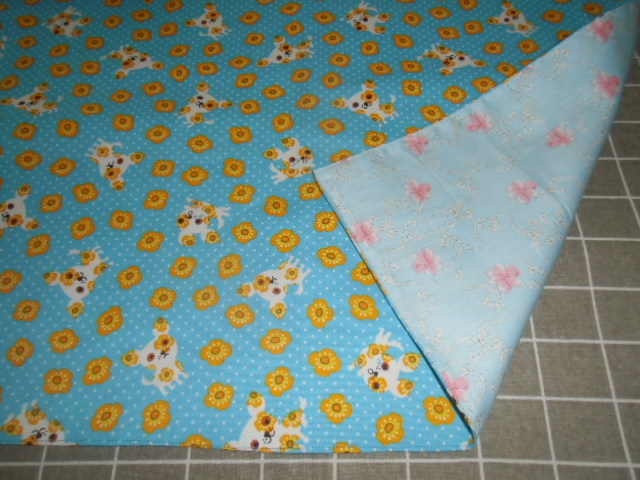 No.174 大判裏付ランチョンマット ハンドメイド 40x60 お花&チワワ拍卖