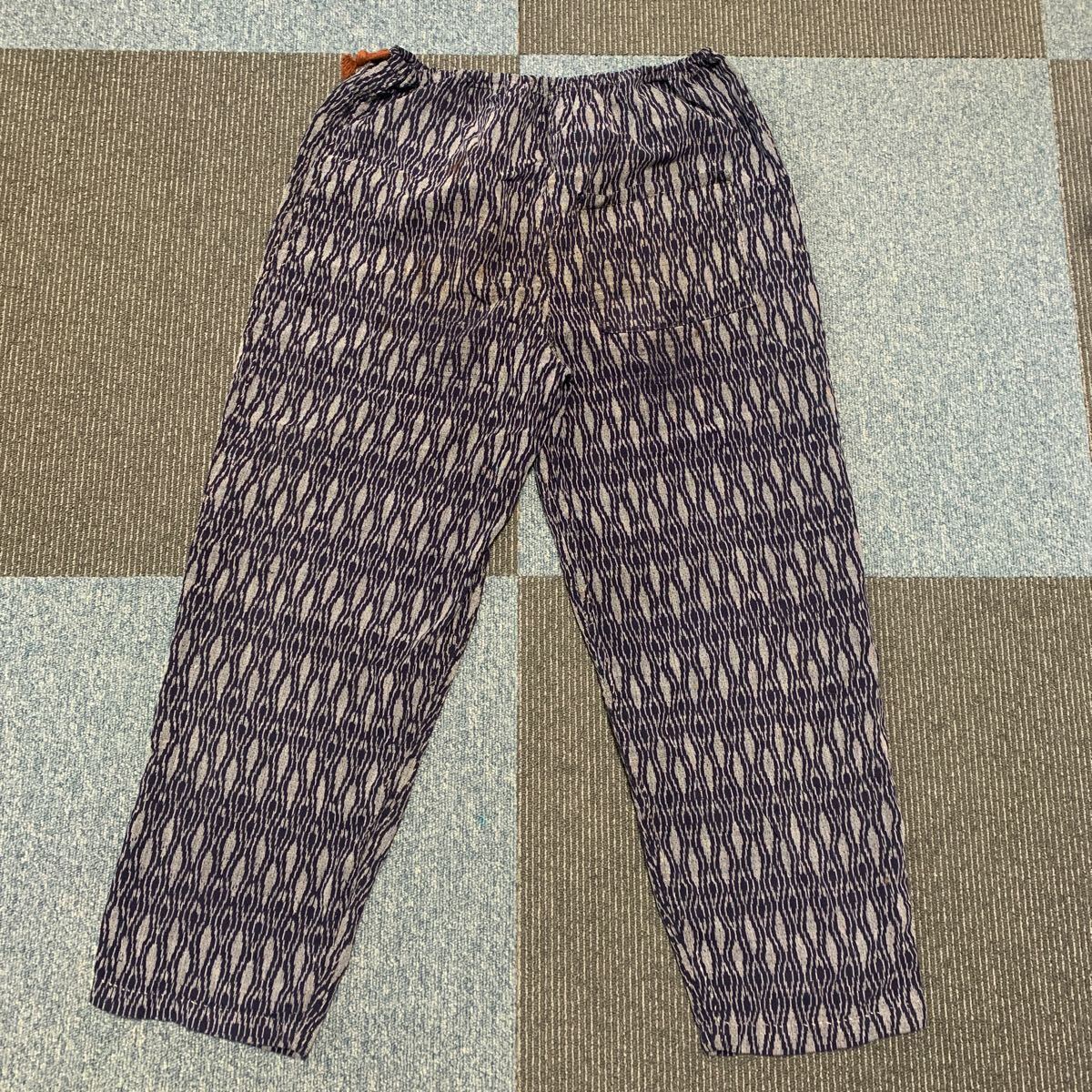 ズボン パンツ もんぺ のら着 野良着 生地 リメイク 素材 着物 ハンドメイド 古布 型染め 絣 手作り パッチワーク かすり (A-2599)拍卖