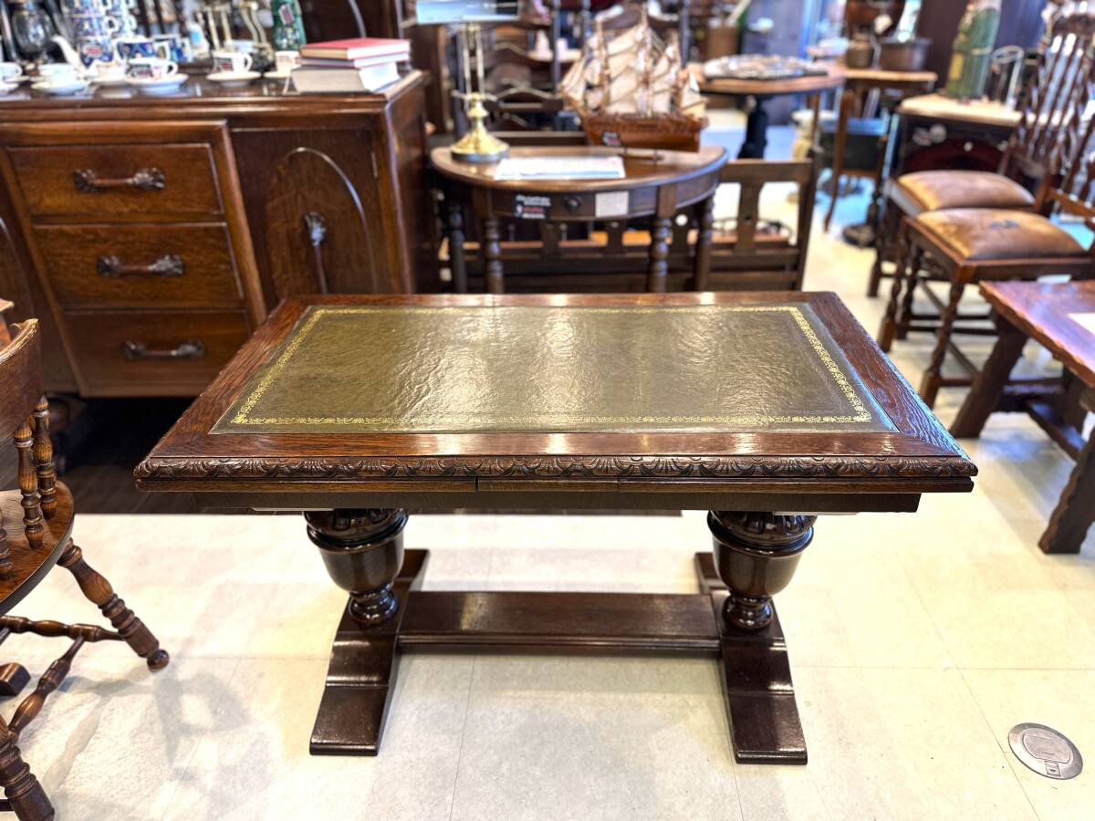 5G19 Lloyd’s Antiques ロイズ・アンティークス イギリスアンティーク バルボスレッグドローリーフカフェテーブル ローテーブル拍卖