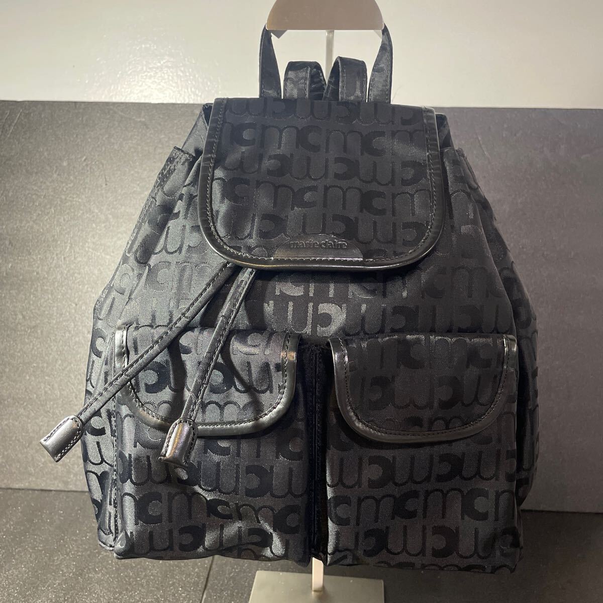 marie claire ミニ リュックサック ブラック拍卖