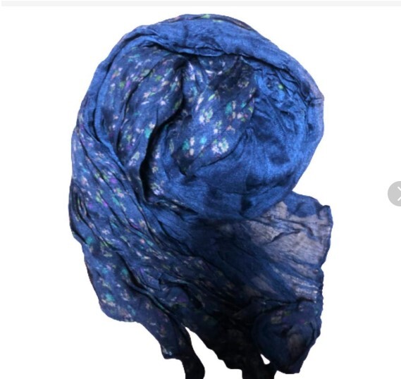 新品 ナチュラルコットン 大判ストール - 無地と小花柄のコンビ オールシーズン ネイビー拍卖