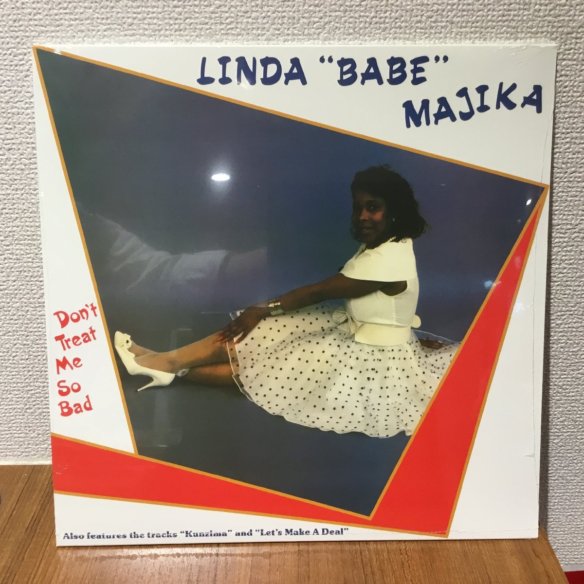 ★新品 ◇ LINDA BABE MAJIKA / DON'T TREAT ME SO BAD (LP) BEWITH088LP 80's 南ア/バブルガムポップ/シンセファンク(2)拍卖