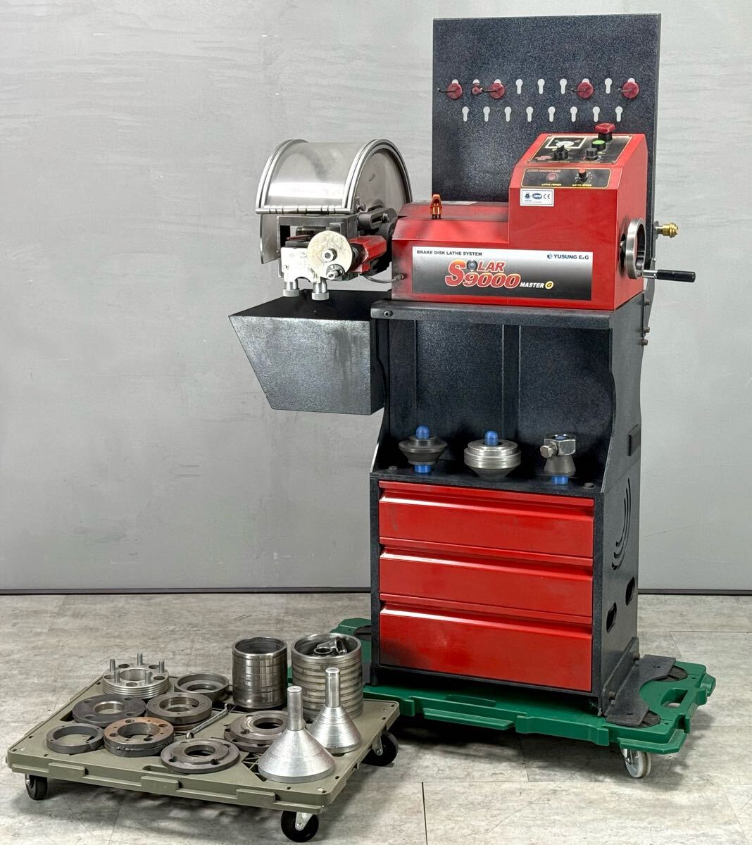 動作OK■YUSUNG E&G ブレーキディスクローター研磨機 研磨 SOLAR S9000 MASTER G ブレーキディスク旋盤 整備■兵庫県姫路市から A25-195拍卖