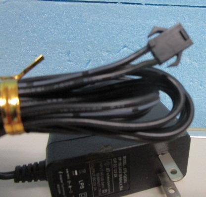 ▲▲ STD-12020U No-36 DC12V/2A⇔AC100-240V【PSE承認マーク付】AC/DCアダプター 変圧器【中古/通電チェック済み】拍卖