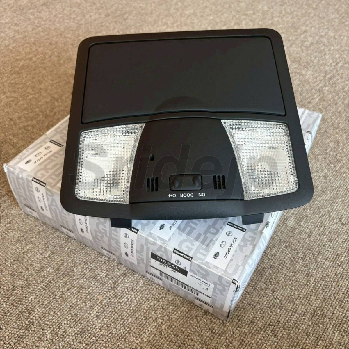 【新品】 日産純正 R35 GT-R ルームランプ マップランプ 室内灯 ASSY NISSAN Room lamp map lamp interior light assembly拍卖