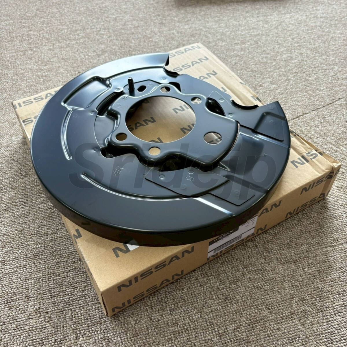 【新品】 日産純正 Z32 フェアレディZ リアブレーキ バックプレート ASSY 片側 NISSAN Back Rear Brake Plate Assembly拍卖