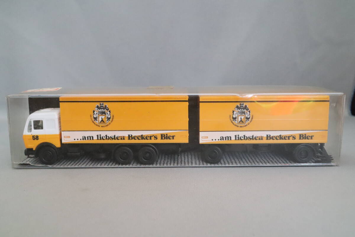 アルベド メルセデス・ベンツ KoHgz 3/2 トレーラー「ベッカーズビール」(Albedo Mercedes-Benz KoHgz 3/2 Becker´s Bier)1/87スケール拍卖
