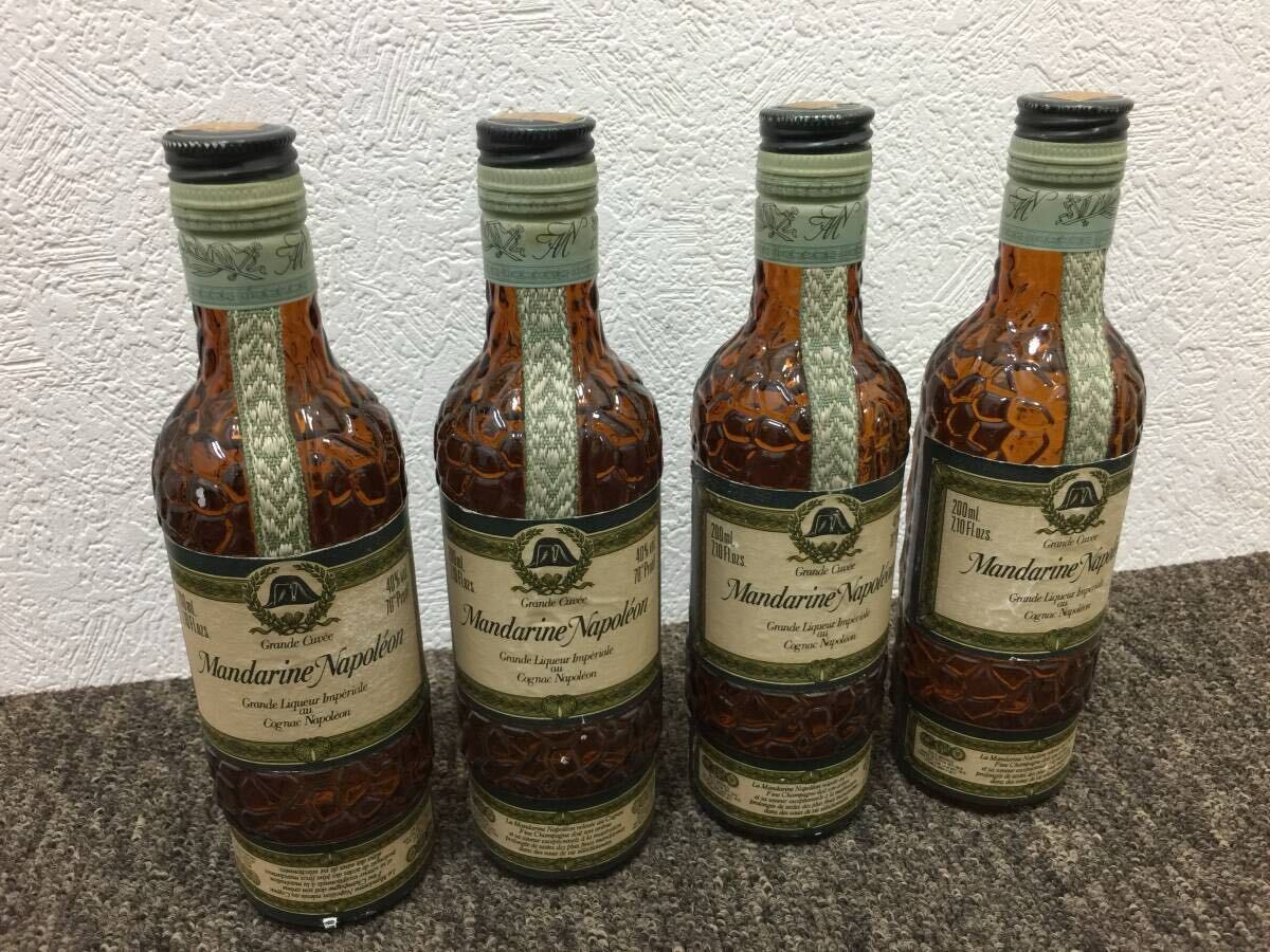 【未開栓!! 長期展示品】古酒 マンダリン・ナポレオン グランドインペリアル リキュール アルコール40度 200ml 4本セット拍卖