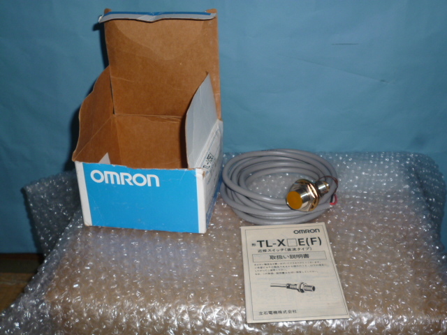 激安 OMURON 3線式近接スイッチ DC24V仕様拍卖