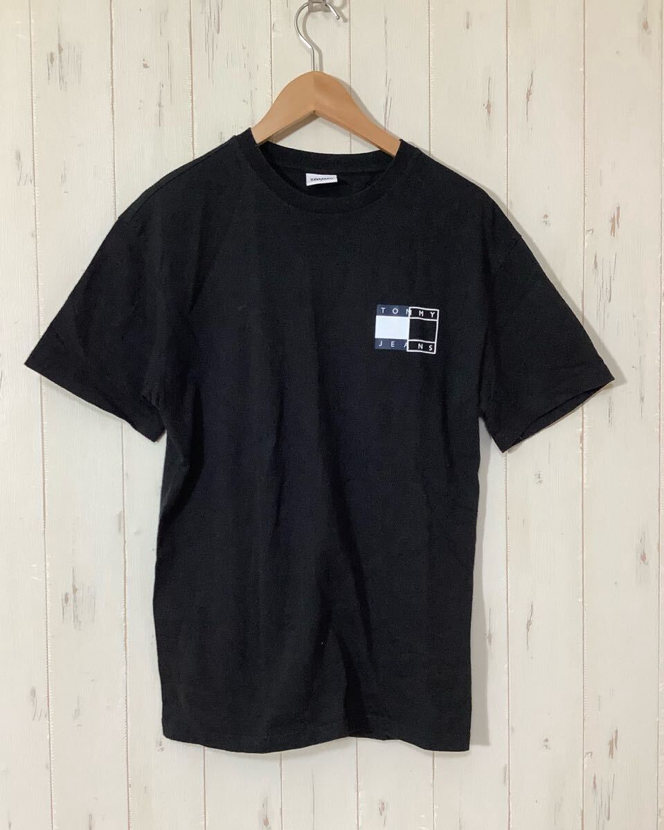 は1691 TOMMY JEANS トミージーンズ 半袖Tシャツ S ブラック ロゴプリント拍卖