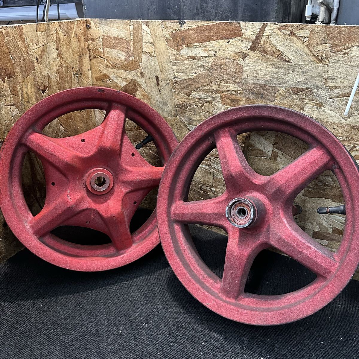 YAMAHA シグナスx se12j 純正ホイール 前後セット 赤色結晶塗装! ヤマハ拍卖