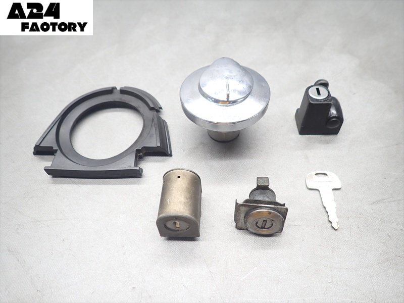 G1R7-0710 ホンダ マグナ250S 燃料キャップ ホルダー 他セット♪ 【MC29-110~ 96年式 動画有】拍卖