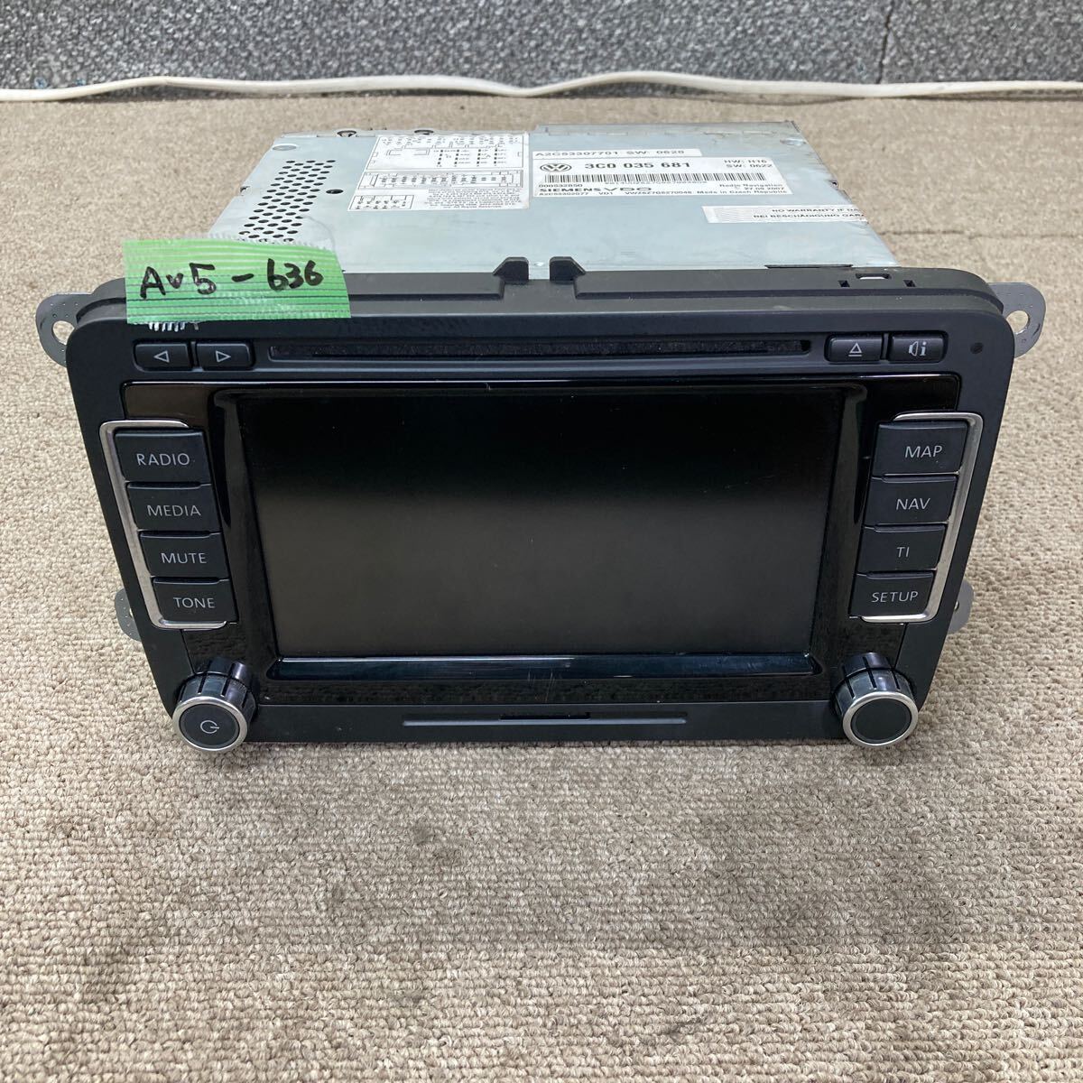 AV5-636 激安 カーナビ フォルクスワーゲン 3C0 035 681 A2C53307701 HDDナビ CD DVD 通電未確認 ジャンク拍卖