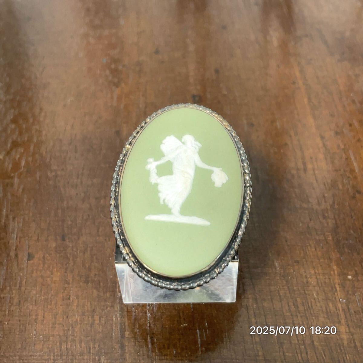 vintage WEDGWOOD ウェッジウッド ジャスパーウェア カメオ 陶器 ブローチ アクセサリー 装飾品 ファッション 小物拍卖