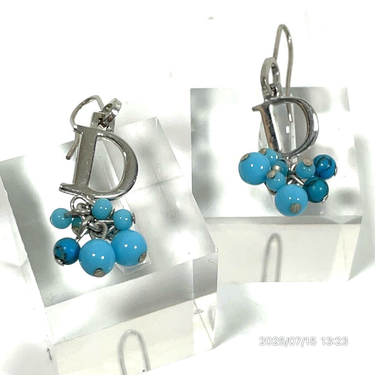 Dior クリスチャン ディオール Dロゴ ターコイズ風 シルバーカラー ピアス イヤリング アクセサリー 装飾品 ファッション 小物拍卖