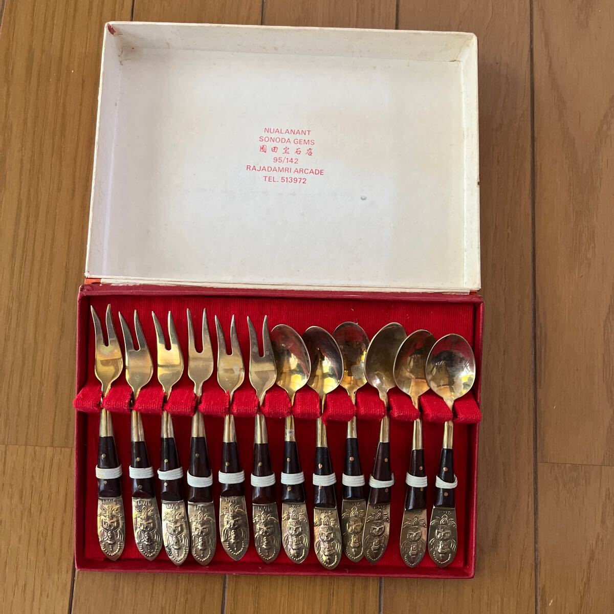 スプーン6本 フォーク 6本セット・中国土産 箱入り・未使用品拍卖