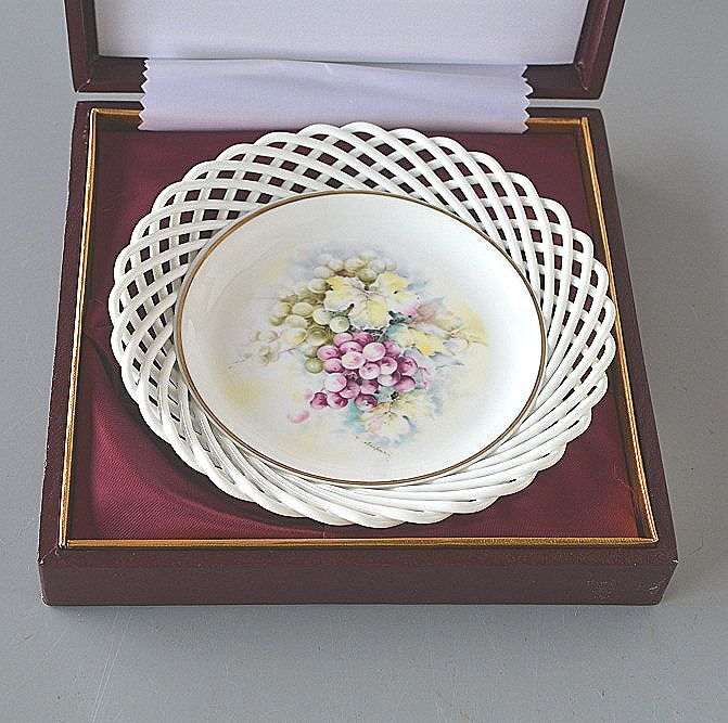 ボウル レースの縁 葡萄 ファインボーンチャイナ 箱入り拍卖