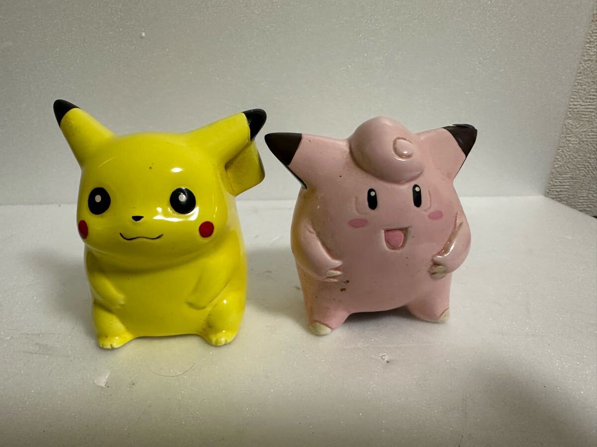 ポケットモンスター ピカチュウ ピッピ 当時物 陶器 貯金箱 Nintendo 2体セット拍卖