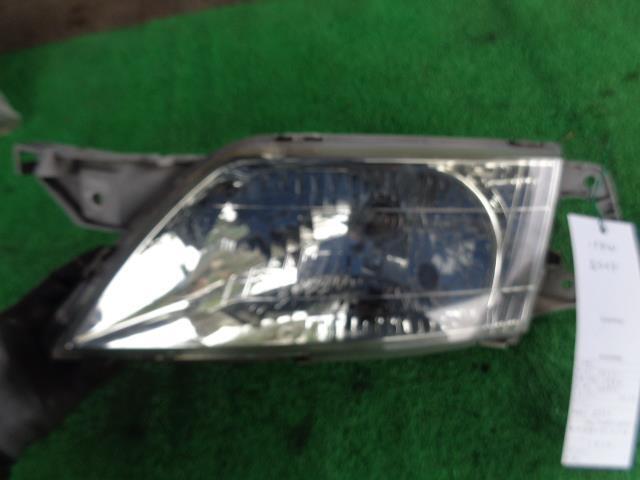 プレマシー GF-CP8W 左ヘッドランプ/ヘッドライト 純正 ハロゲン スタンレイ P0286拍卖