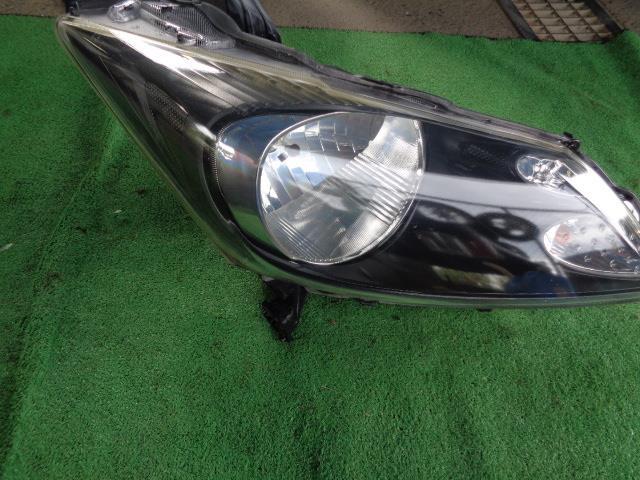 フリード DBA-GB3 右ヘッドランプ/ヘッドライト 純正 ハロゲン レベライザー付 コイト 100-22839拍卖