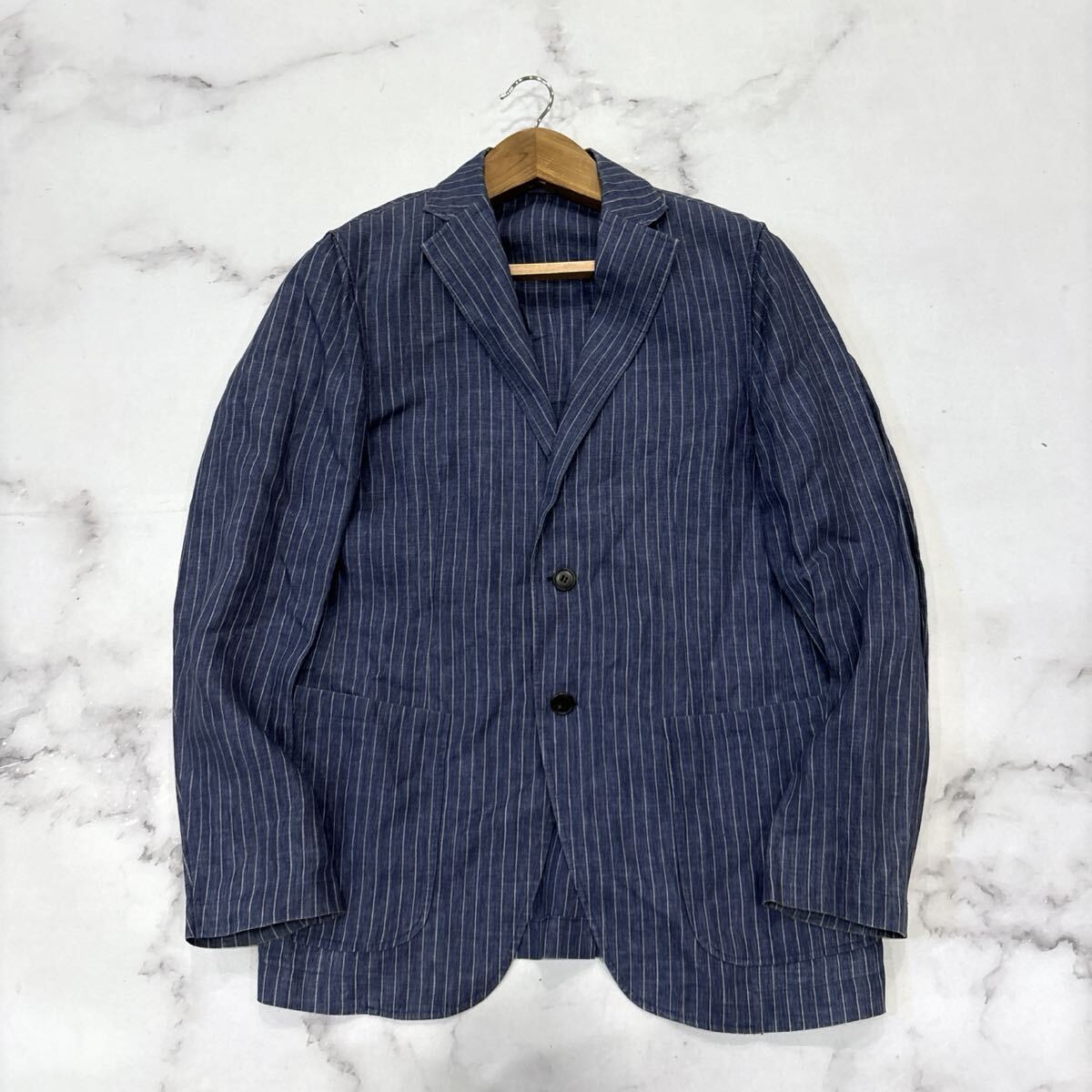 R* 日本製 '洗練されたシルエット' BARNEYS NEWYORK バーニーズニューヨーク 高品質 リネン ストライプ柄 テーラードジャケット 48 メンズ拍卖