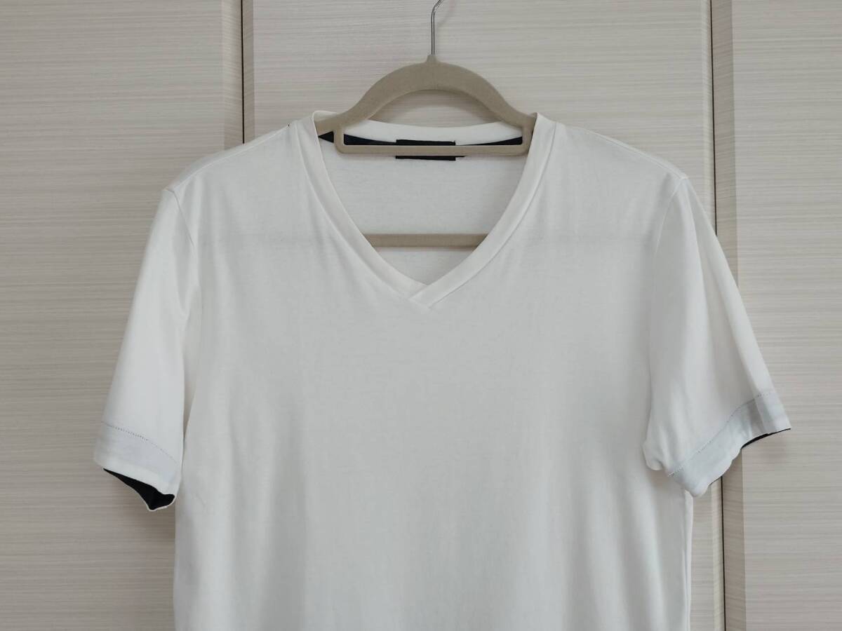 ★超美品 国内正規品 バーバリー ブラックレーベル コットンVネックTシャツ Mサイズ 白色 定価12100円★拍卖