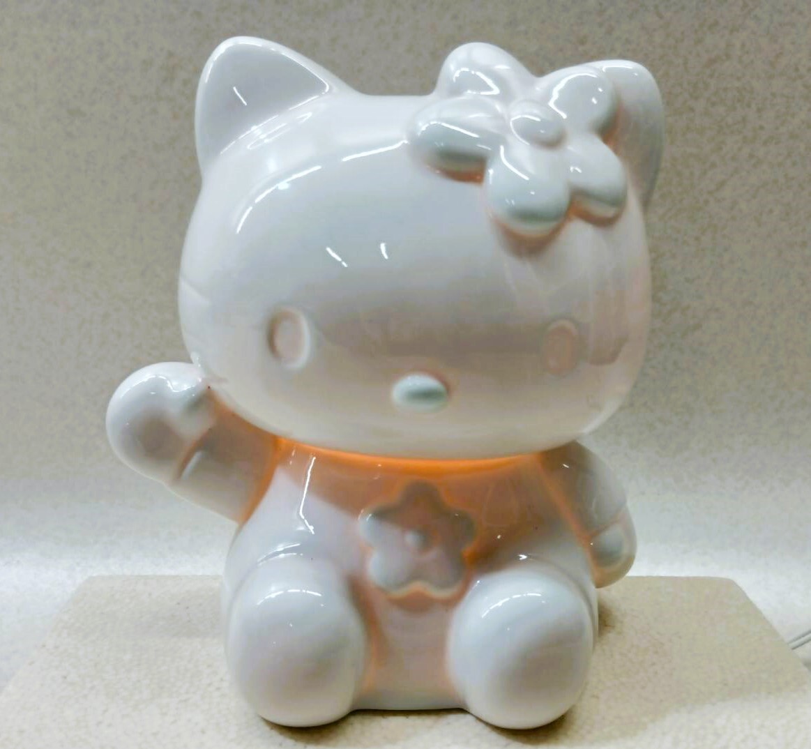 希少 激安 SANRIO サンリオ HELLO KITTY ハローキティ ルームライト 陶器製 ライト フィギュア 照明 ランプ 電気 インテリア 通電確認済拍卖