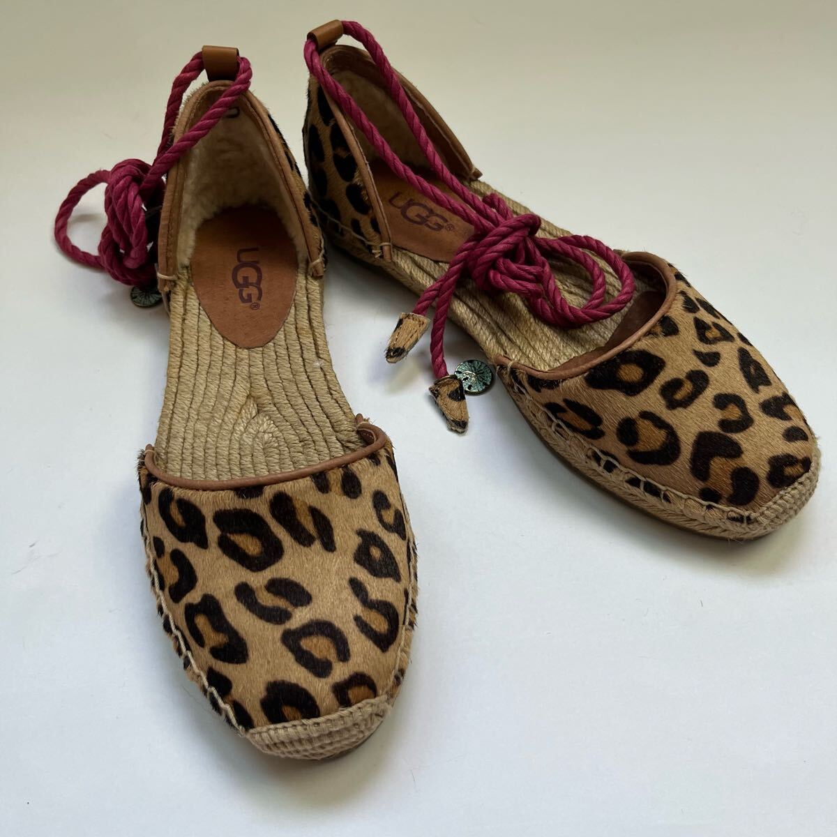 UGG アグ サンダル レオパード 豹柄 US5 22センチ 夏 未使用拍卖