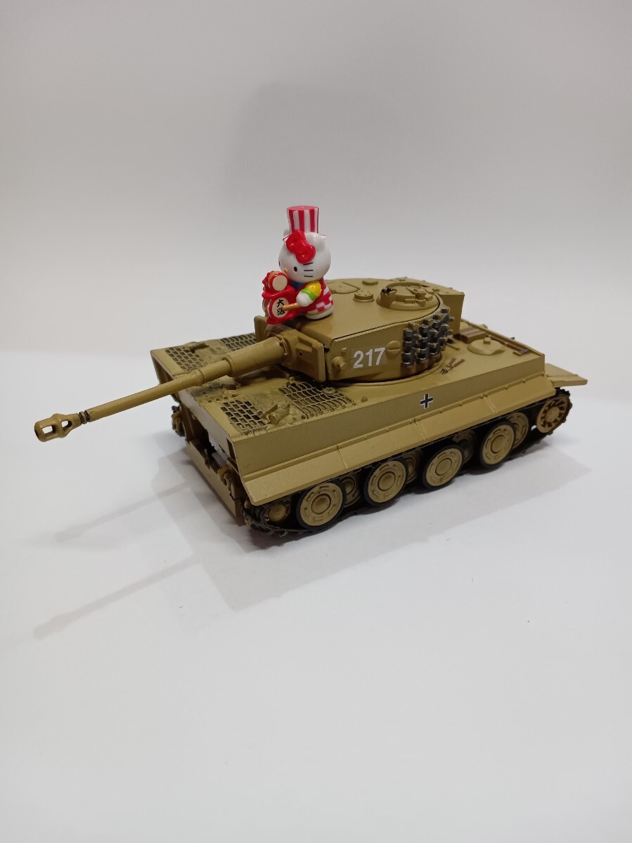 ハローキティー 戦車 幅8cm ミニカー 保管品拍卖