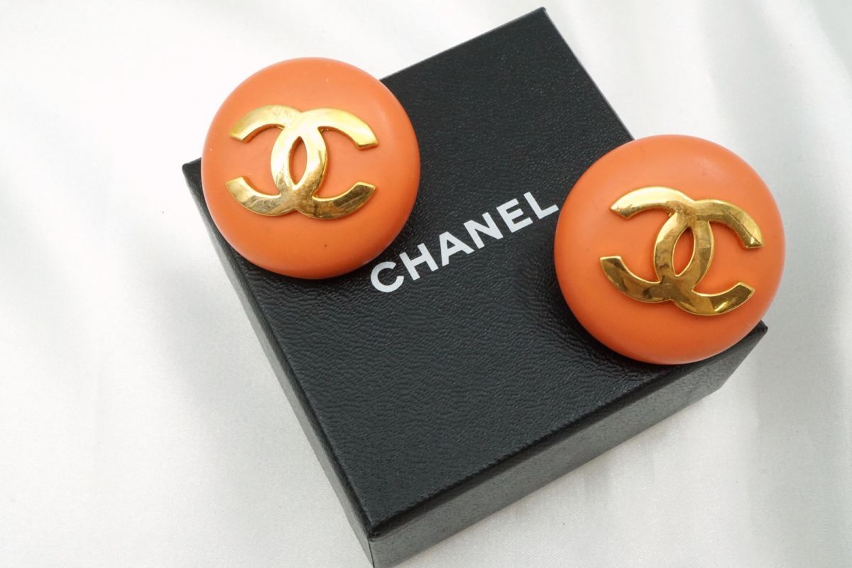 1円〜 シャネル 2 4 イヤリング ココマーク ラウンド サーモンピンク ゴールド 金 アクセサリー CHANEL 3120j拍卖