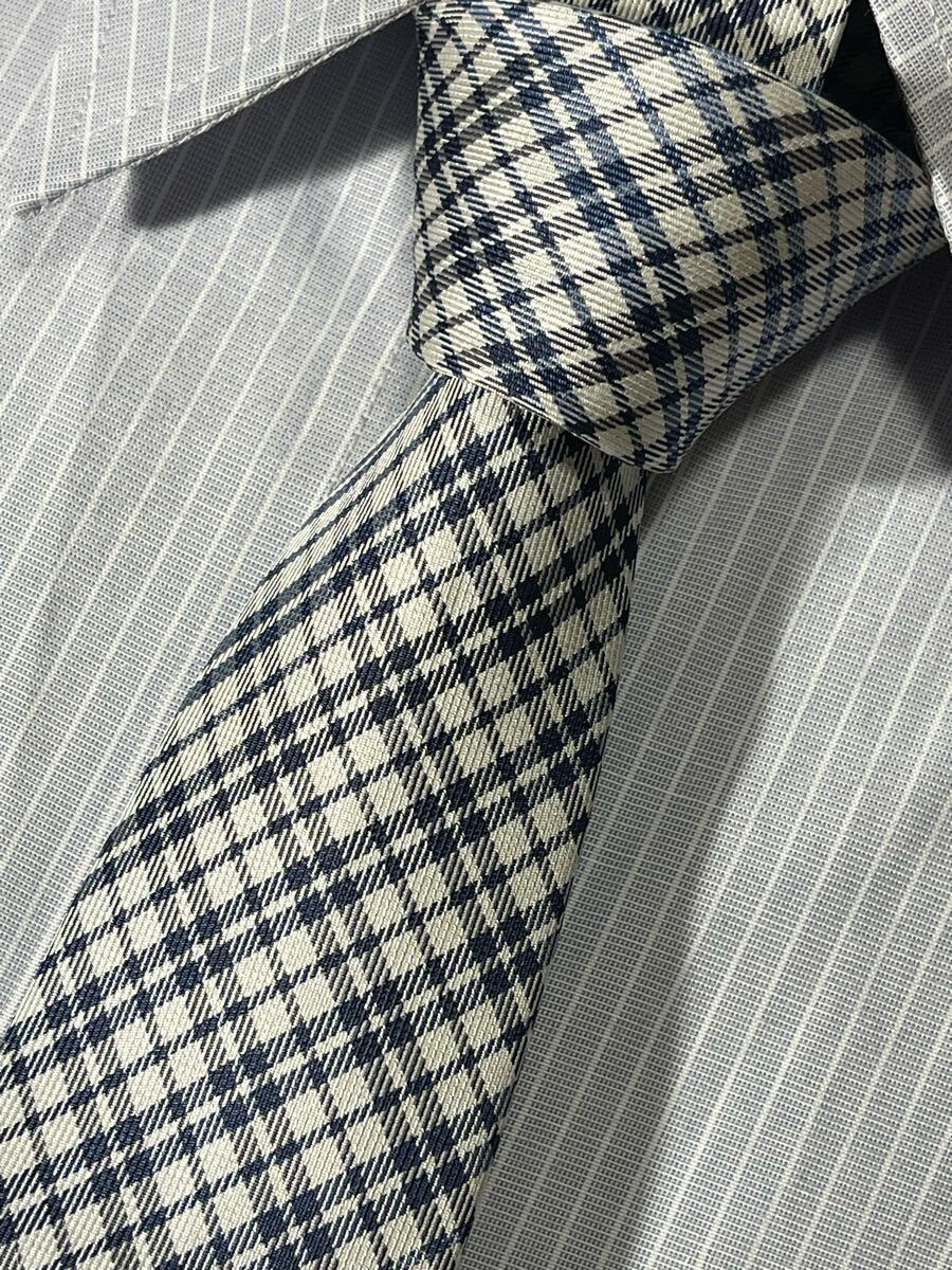 ほぼ未使用 ″LOUIS VUITTON″ ルイヴィトン 細身 チェックグラデーション ブランドネクタイ 506102拍卖