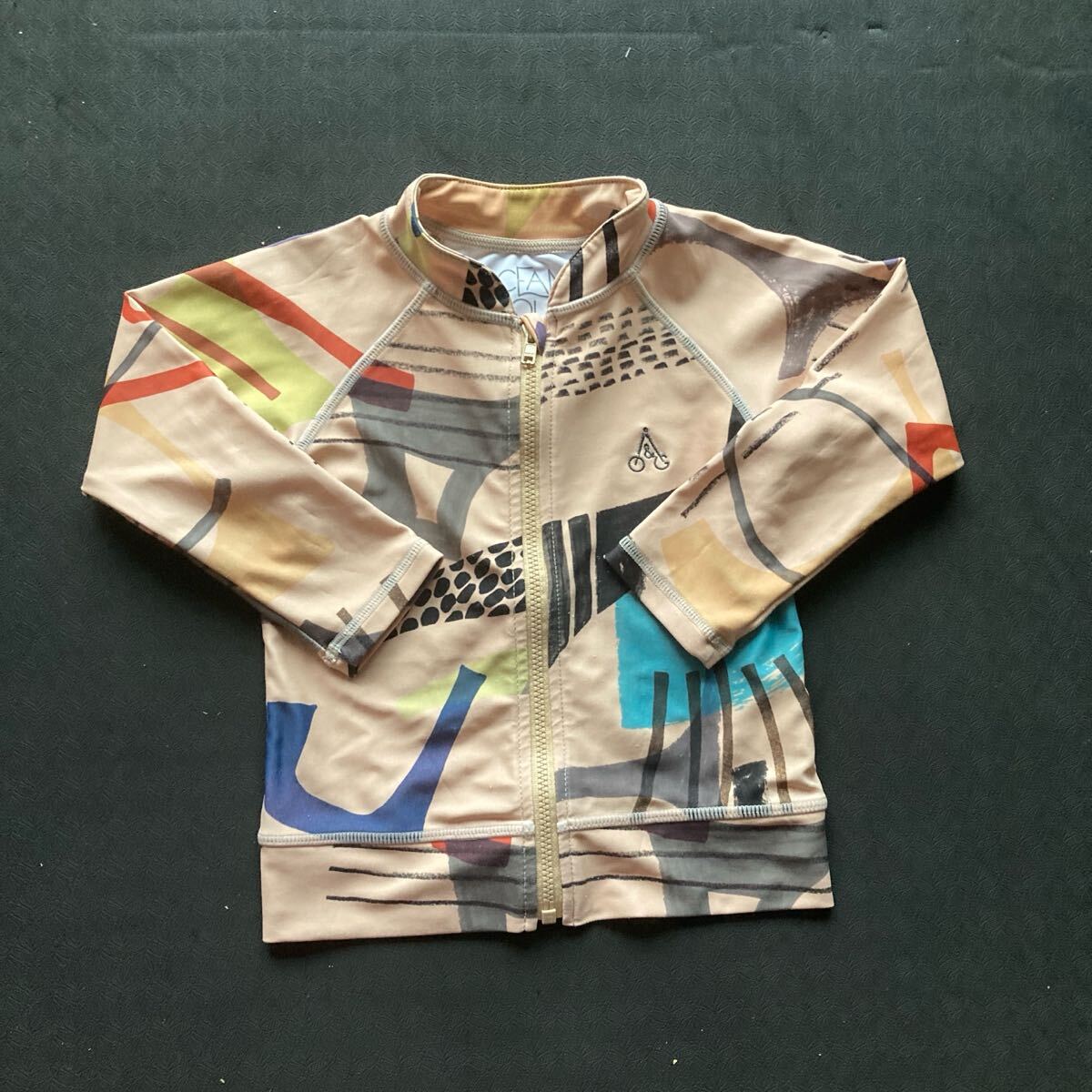 オーシャンアンドグラウンドラッシュガード水着スイムウェア拍卖