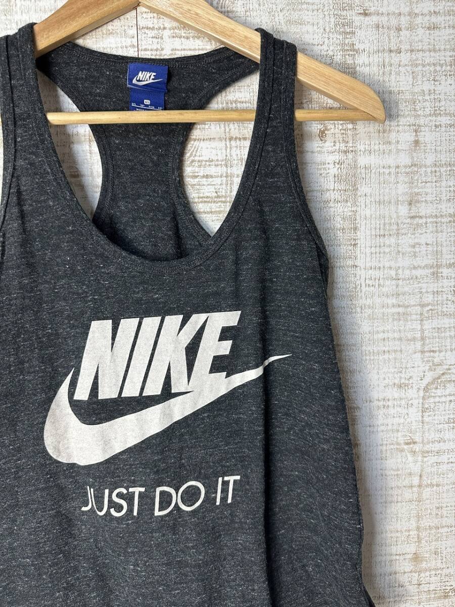☆US古着 NIKE ナイキ タンクトップ スポーツ ノースリーブ プリント グレー レディース【XS】コットンポリ ◆5044◆拍卖