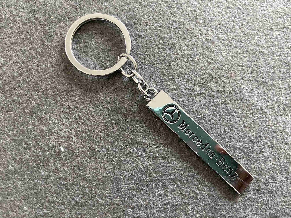 メルセデス・ベンツ BENZ 204番 キーホルダー オシャレ キーリング メンズ レディース兼用 高級感 車鍵アクセサリー拍卖