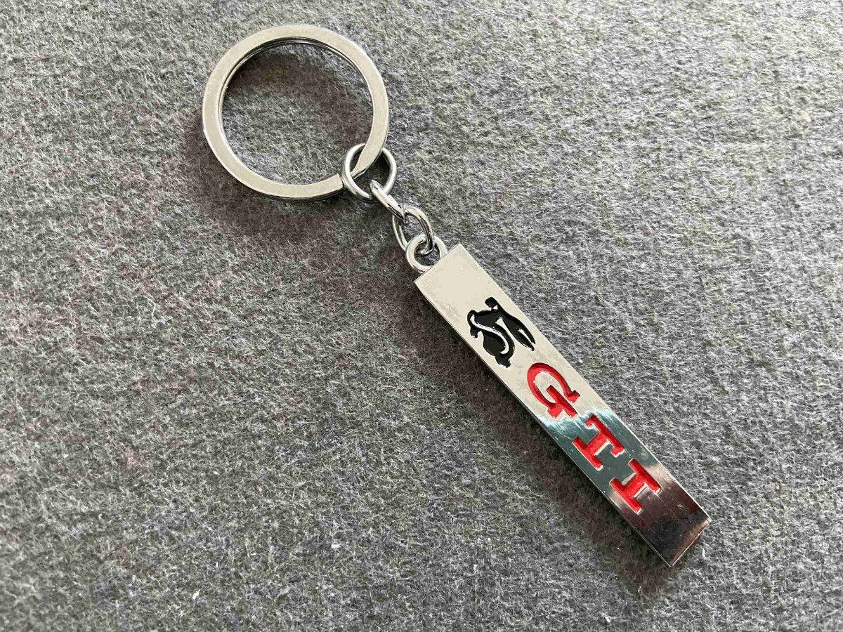 フォルクスワーゲン GTI 217番 キーホルダー オシャレ キーリング メンズ レディース兼用 高級感 車鍵アクセサリー拍卖