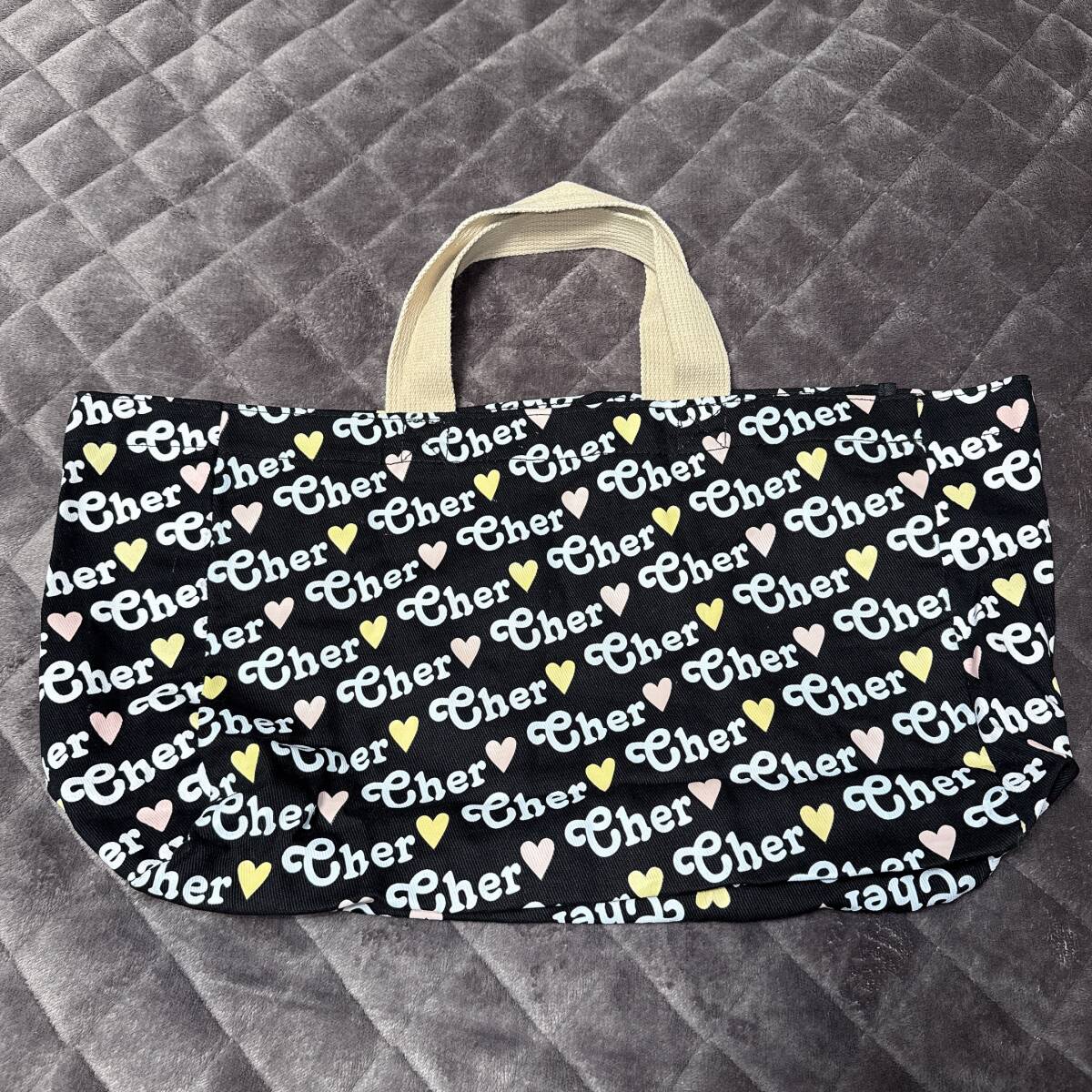 【未使用品】 cher シェル トートバッグ ブラック ハート柄 お買い物 ショッピング お出かけ 旅行 大容量 バッグ サブバッグ拍卖