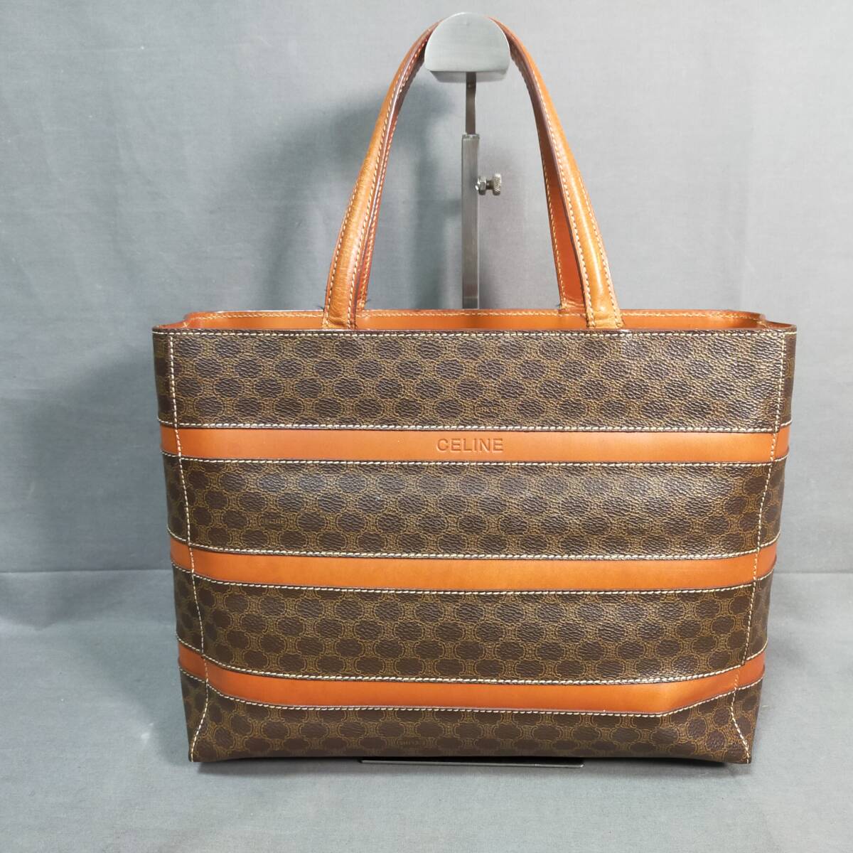 ▲ 7/14 291611 CELINE セリーヌ マカダム柄 レザー ブラウン系 トート ハンドバッグ レディース used 現状品 【真贋鑑定済】拍卖