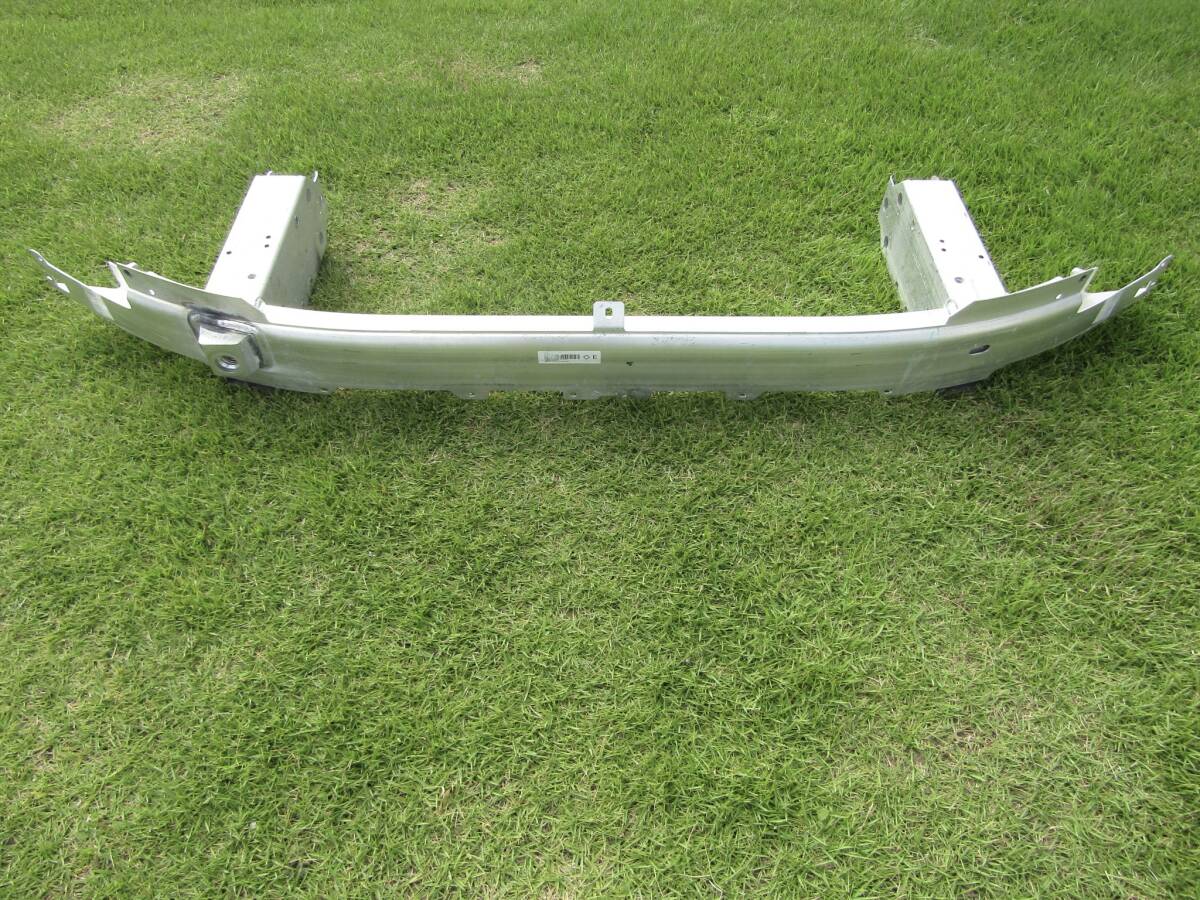 BMW G14 G15 8シリーズ 純正 フロントホースメント 5111 73730508 フロントバンパー ホースメント ■■ 13071403拍卖