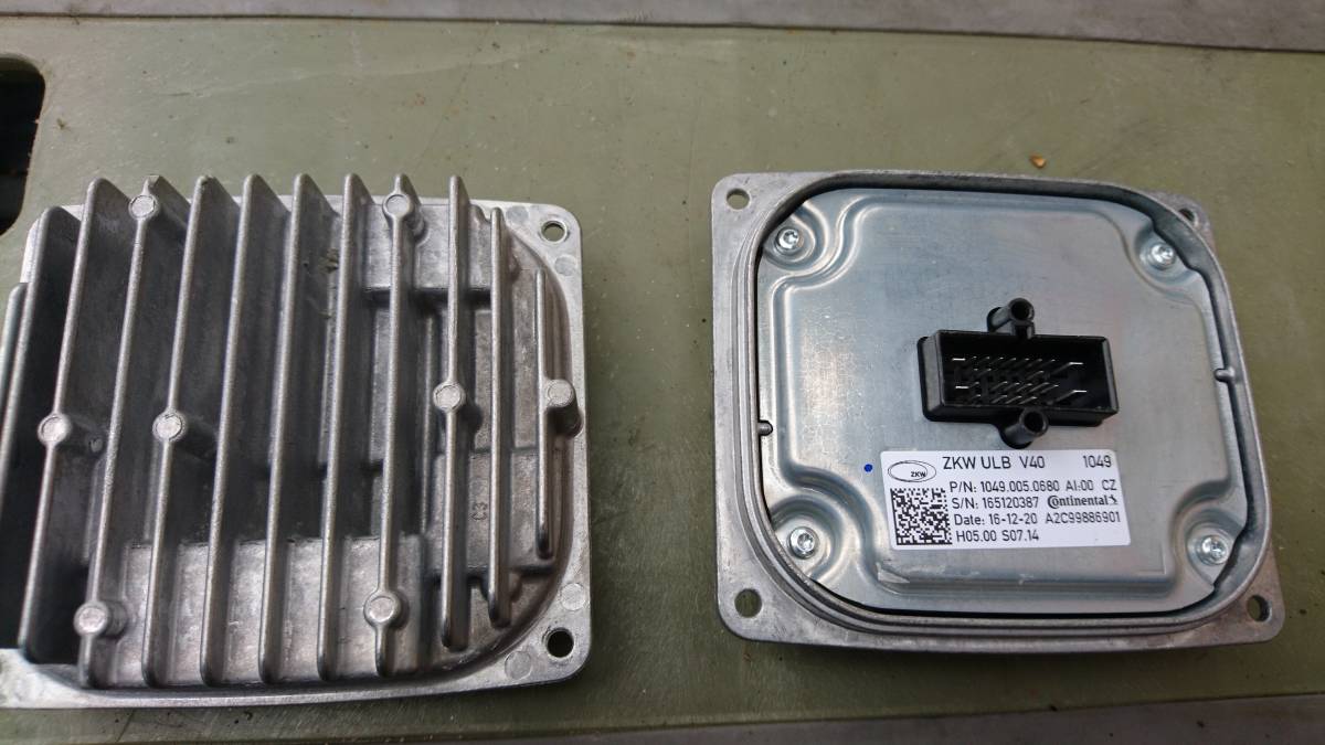 VOLVO/ボルボ/V40/LEDモジュール/ドライブユニット/LEDバラスト/31446753/A2C99886901/3000km拍卖