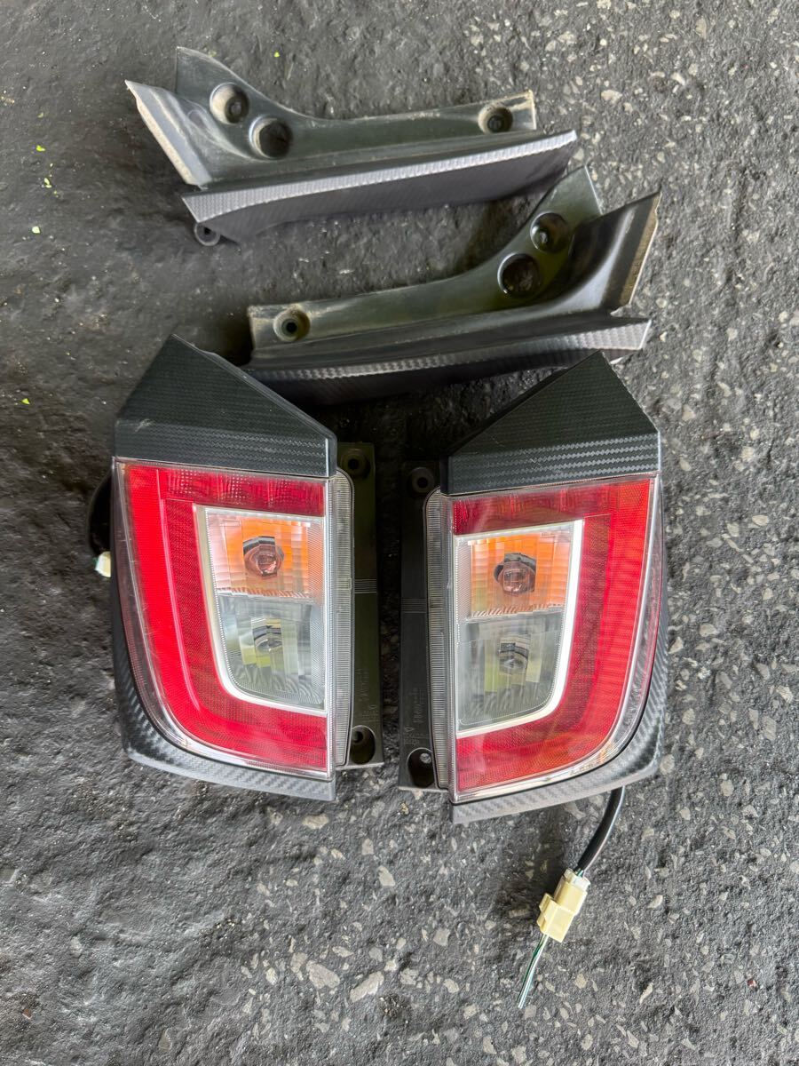 LA350S テールランプ 左右 テールライト 左右セット拍卖