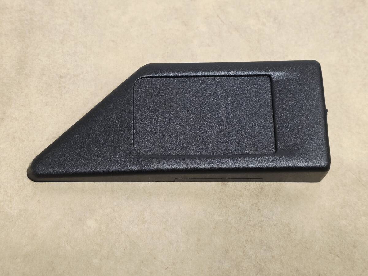 フィアット・パンダ1 ドアヒンジカバー左拍卖