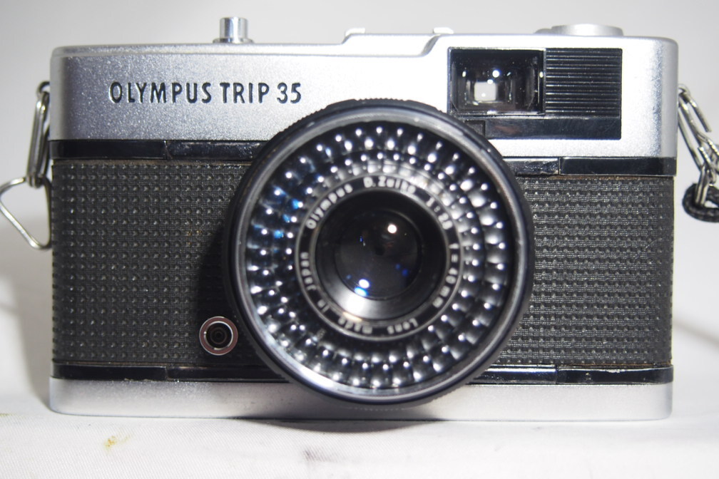 【分解整備済】オリンパスTRIP35 モルト張替済 ストラップ付y拍卖